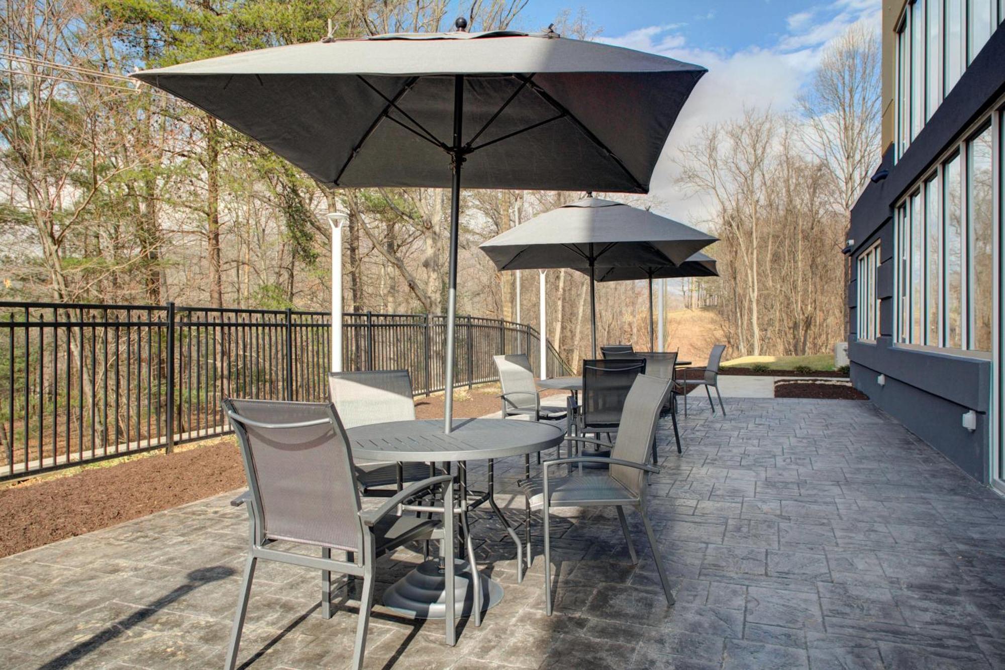 Fairfield Inn & Suites By Marriott Roanoke Salem Exteriör bild