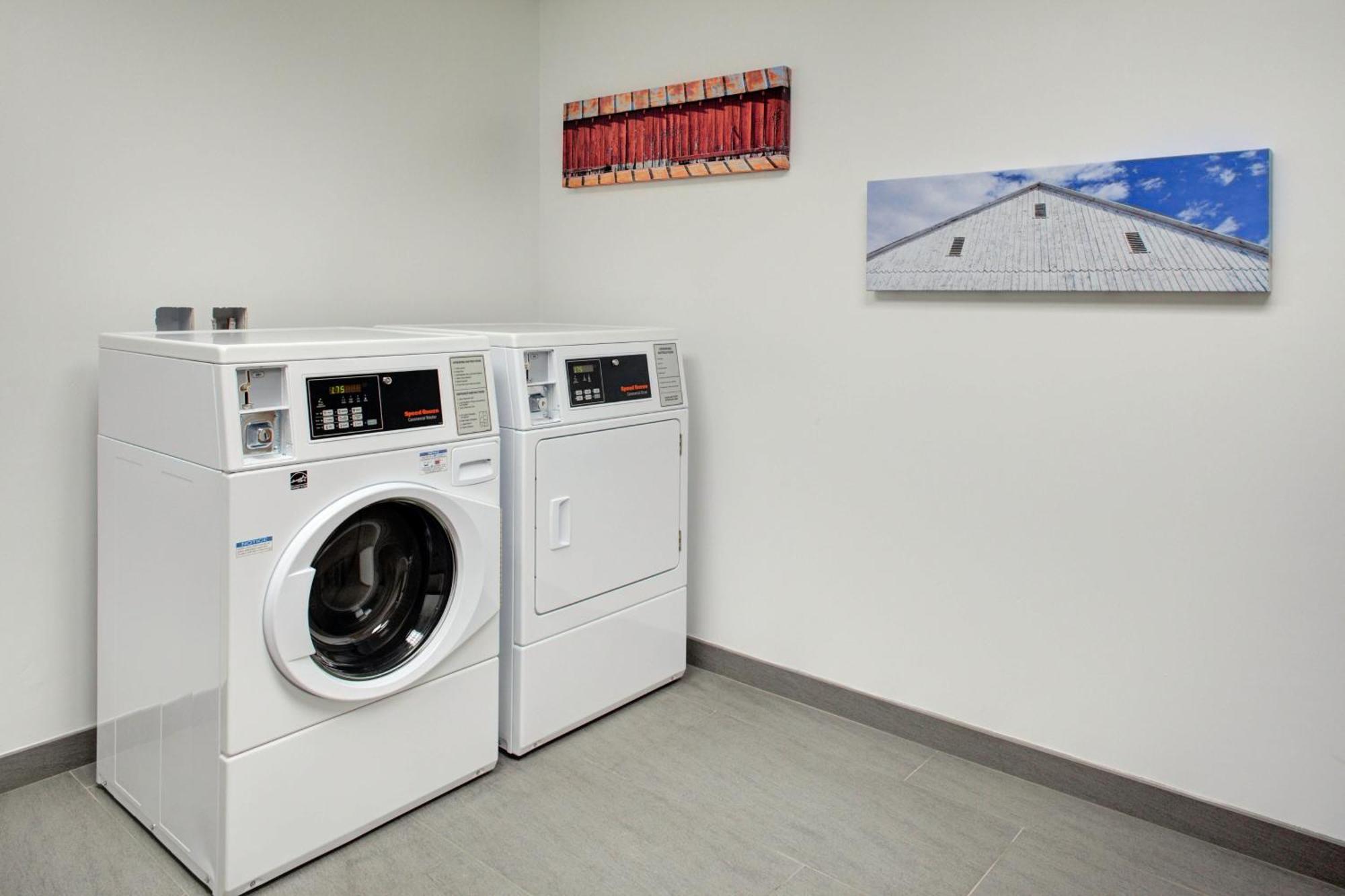 Fairfield Inn & Suites By Marriott Roanoke Salem Exteriör bild