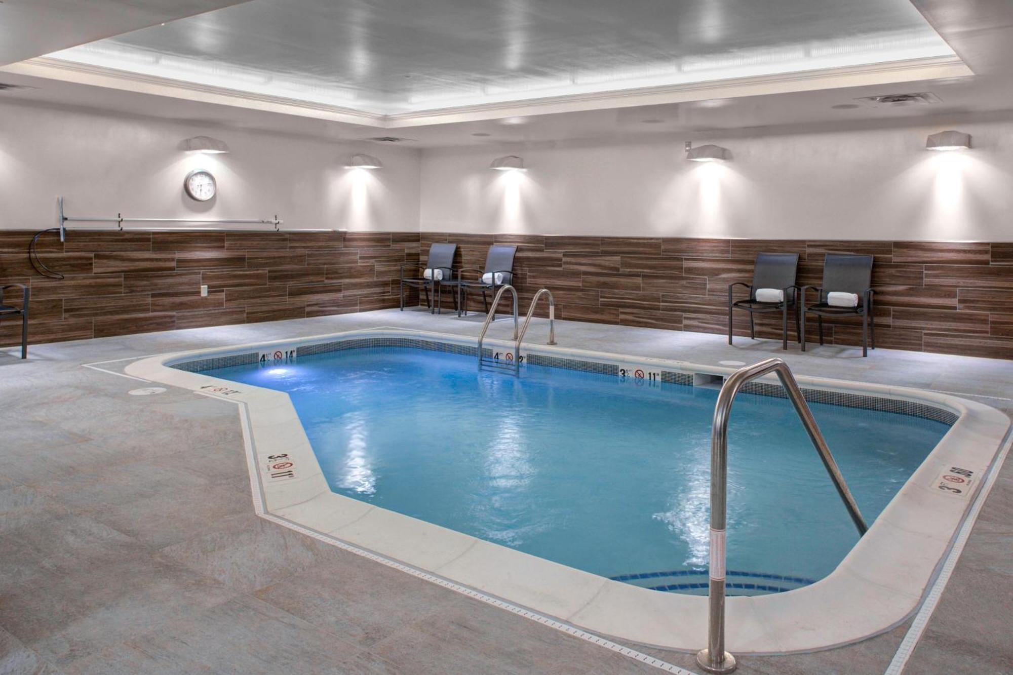 Fairfield Inn & Suites By Marriott Roanoke Salem Exteriör bild
